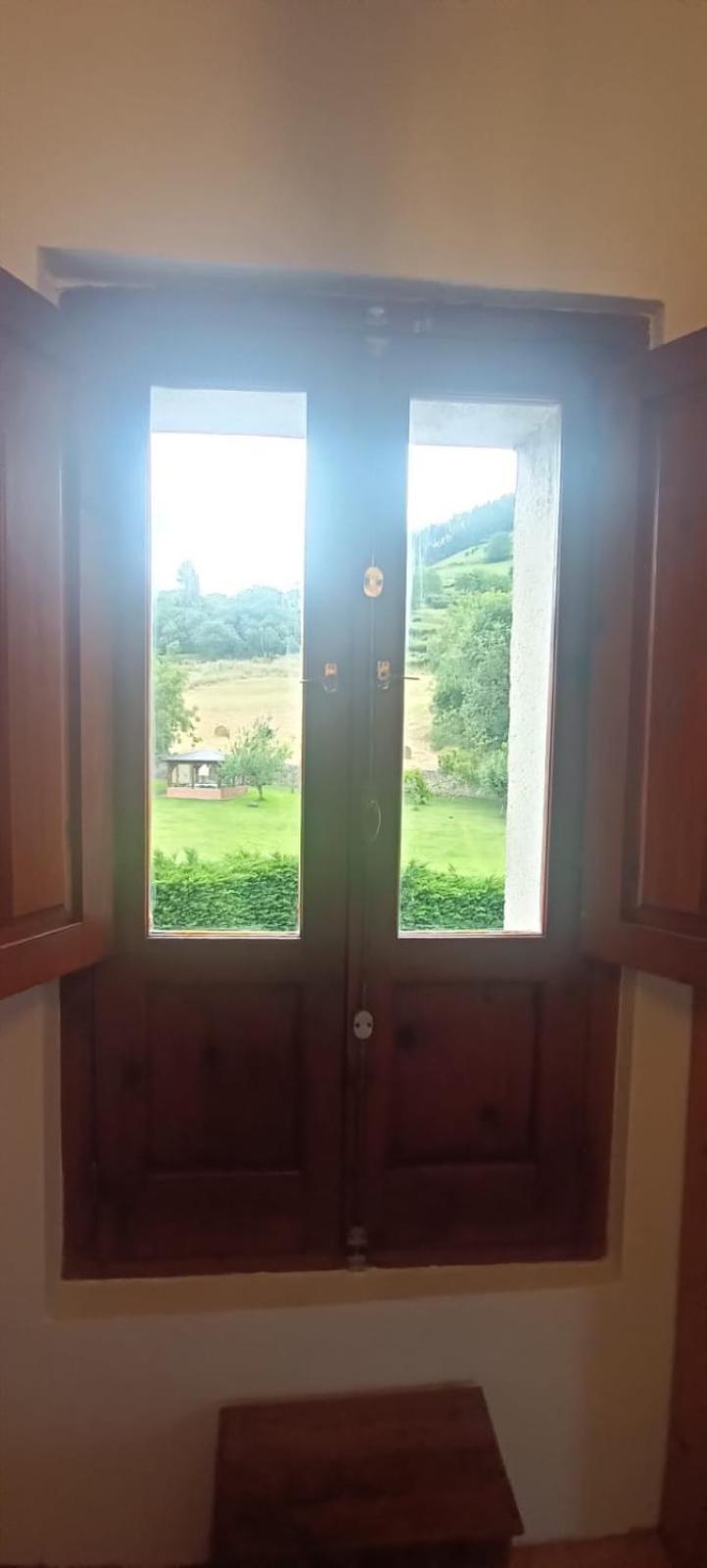 La Flor De Toranzo "Vive Los Valles Pasiegos" Prases Bagian luar foto
